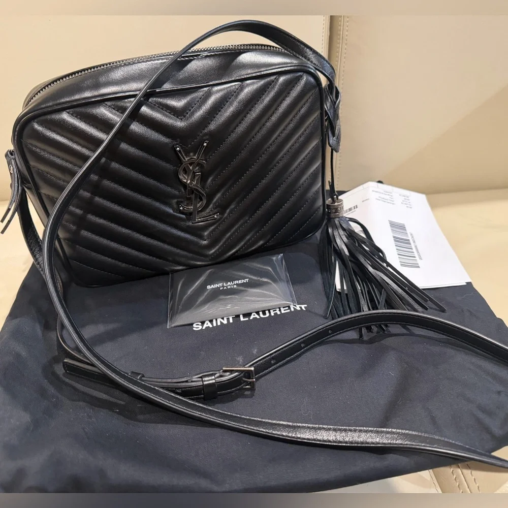 Authentic Saint Laurent Black Quilted Camera Crossbody Bag - Picture 3 of 12